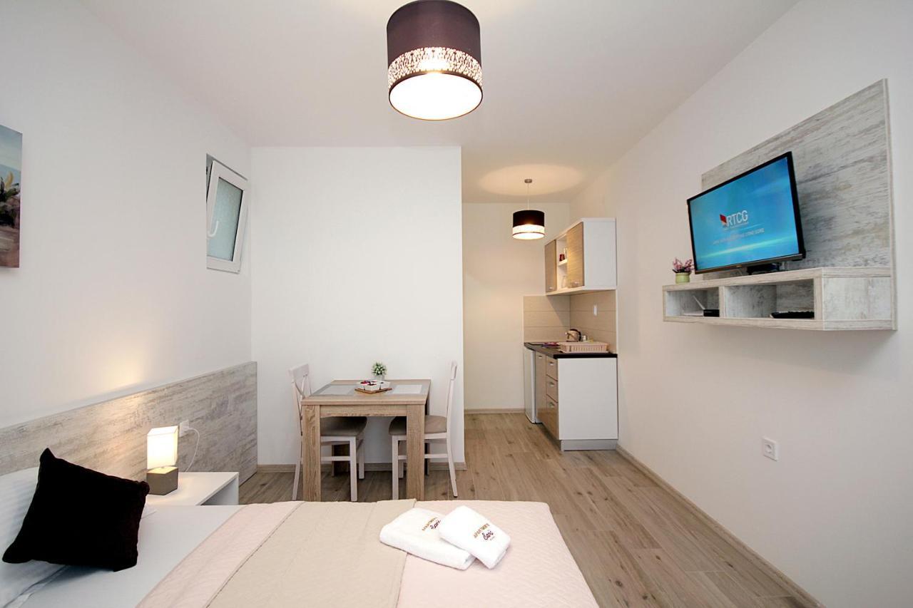 Apartments Saric Bar Luaran gambar