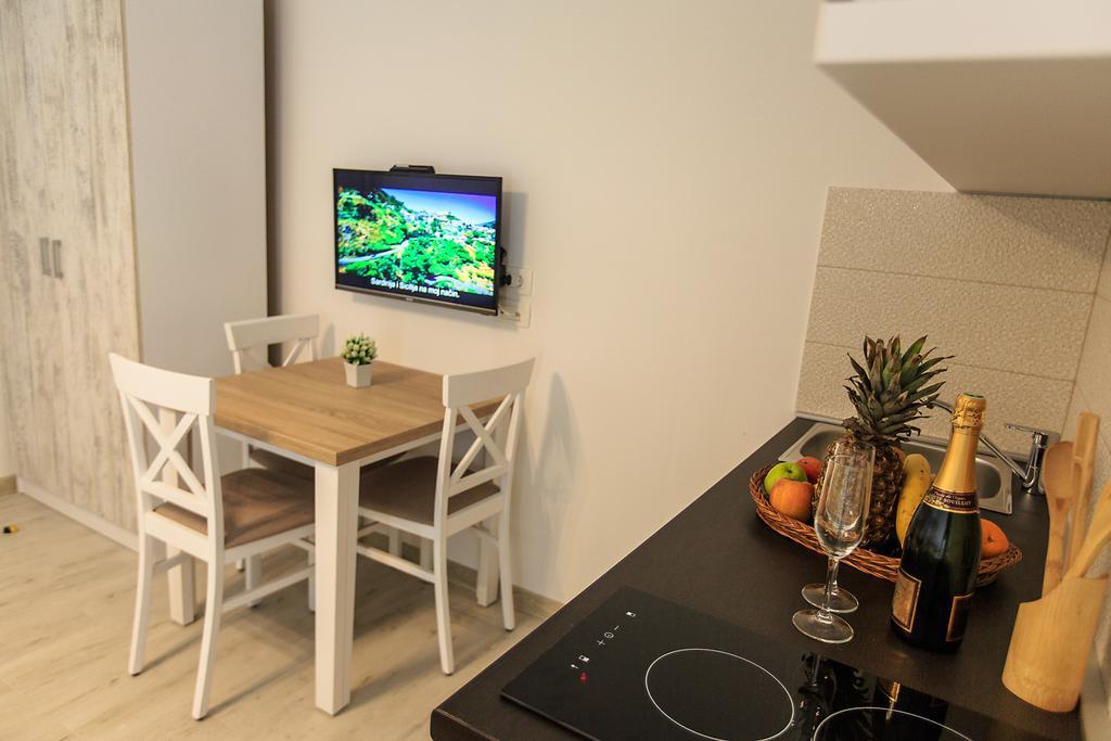 Apartments Saric Bar Luaran gambar