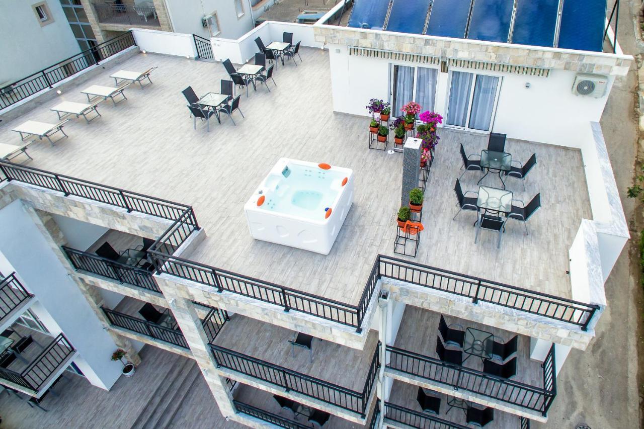 Apartments Saric Bar Luaran gambar